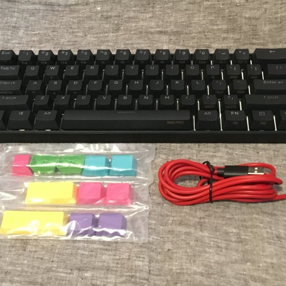 AnnePro2 60% Bluetooth Mechanical Gaming Keyboard - Picture 2 of 8